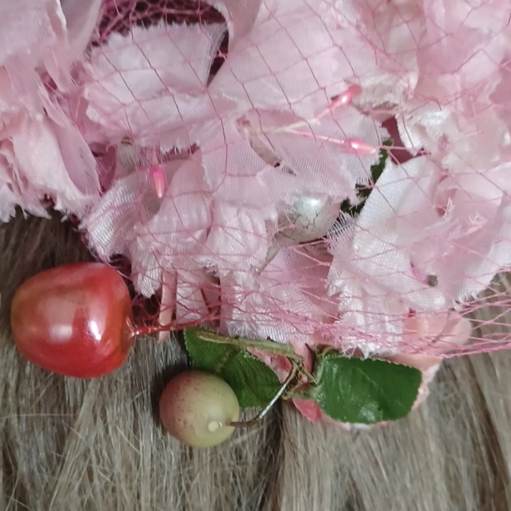 Vintage Gorgeous Fascinator /Toque